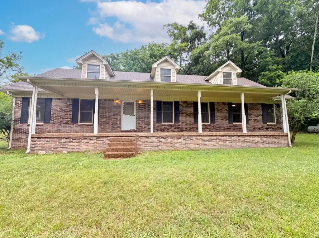 8663 Dog Branch Road Mount Pleasant TN 38474