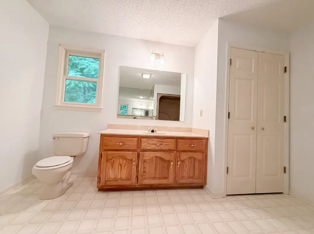 8663 Dog Branch Road Mount Pleasant TN 38474