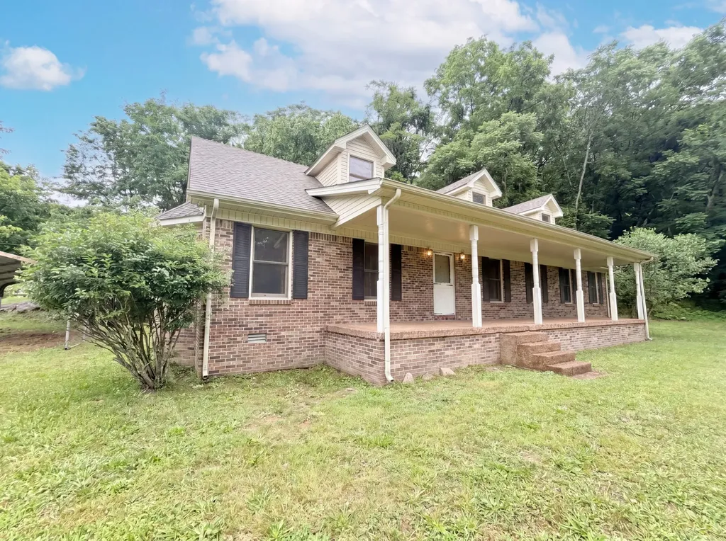 8663 Dog Branch Road Mount Pleasant TN 38474