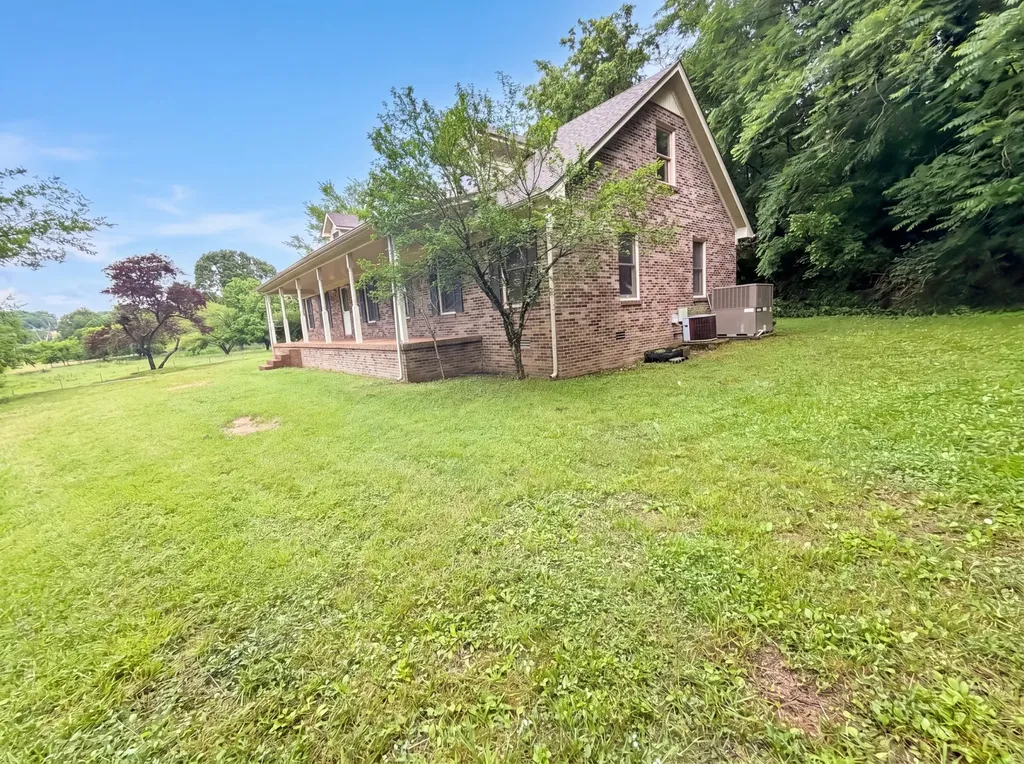 8663 Dog Branch Road Mount Pleasant TN 38474