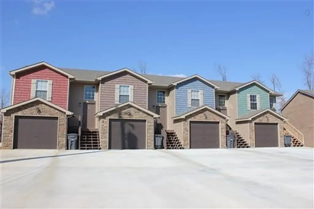 1721 Thistlewood Drive Clarksville TN 37042