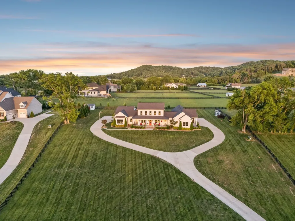 9090 Horton Highway College Grove TN 37046