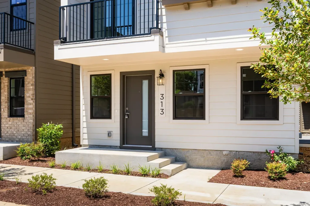 313 Edith Circle Nashville TN 37208