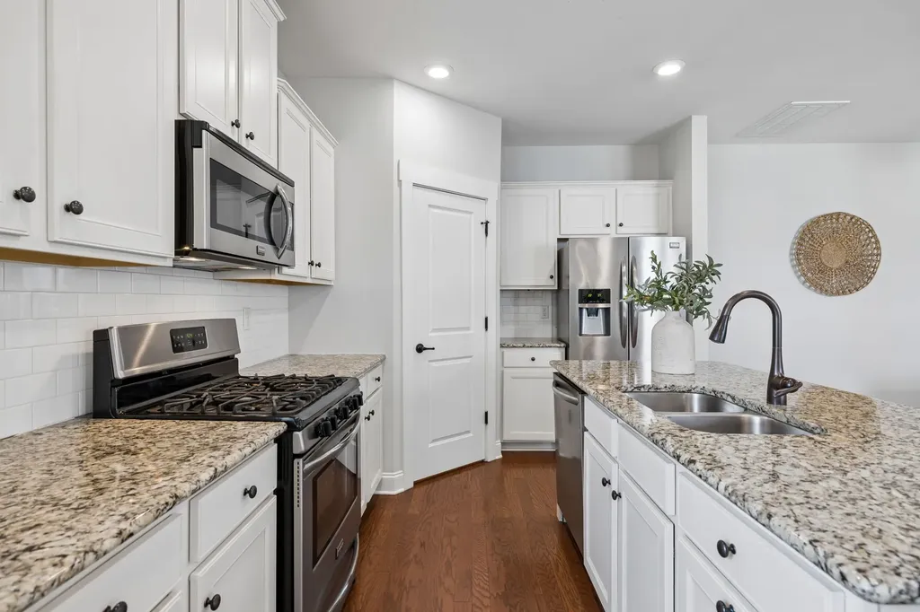 2764 Americus Drive Thompsons Station TN 37179