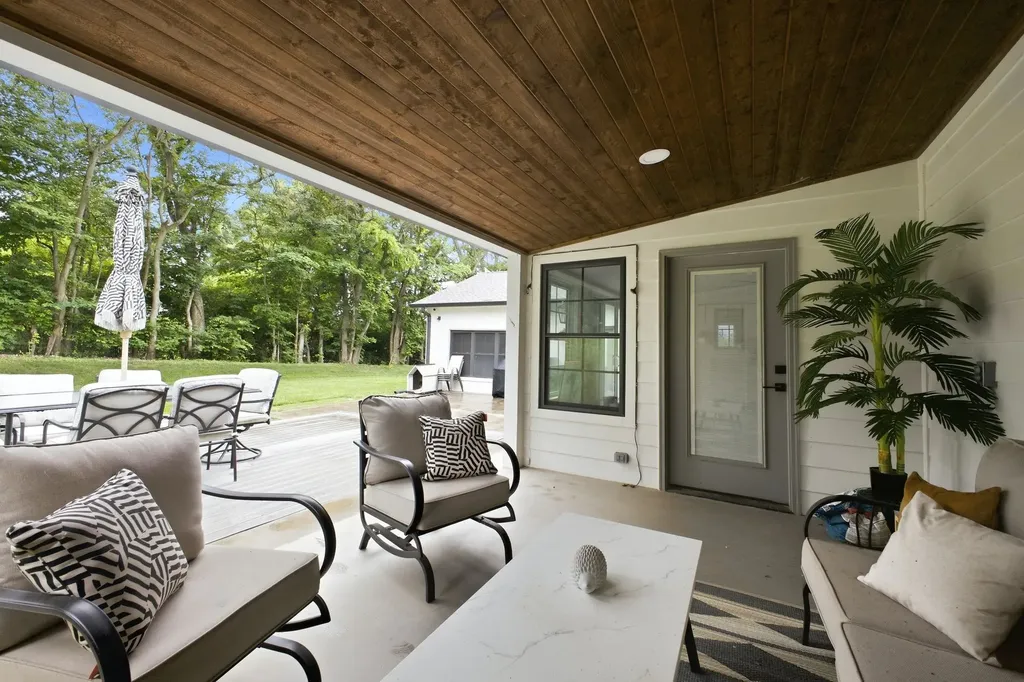 814 Wilson Pike Brentwood TN 37027
