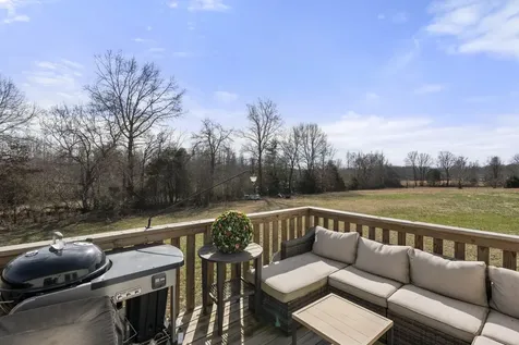 1007 Edgewood Drive Dickson TN 37055