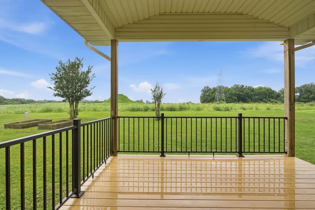 100 Alderwood Drive Columbia TN 38401