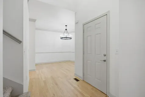 100 Alderwood Drive Columbia TN 38401