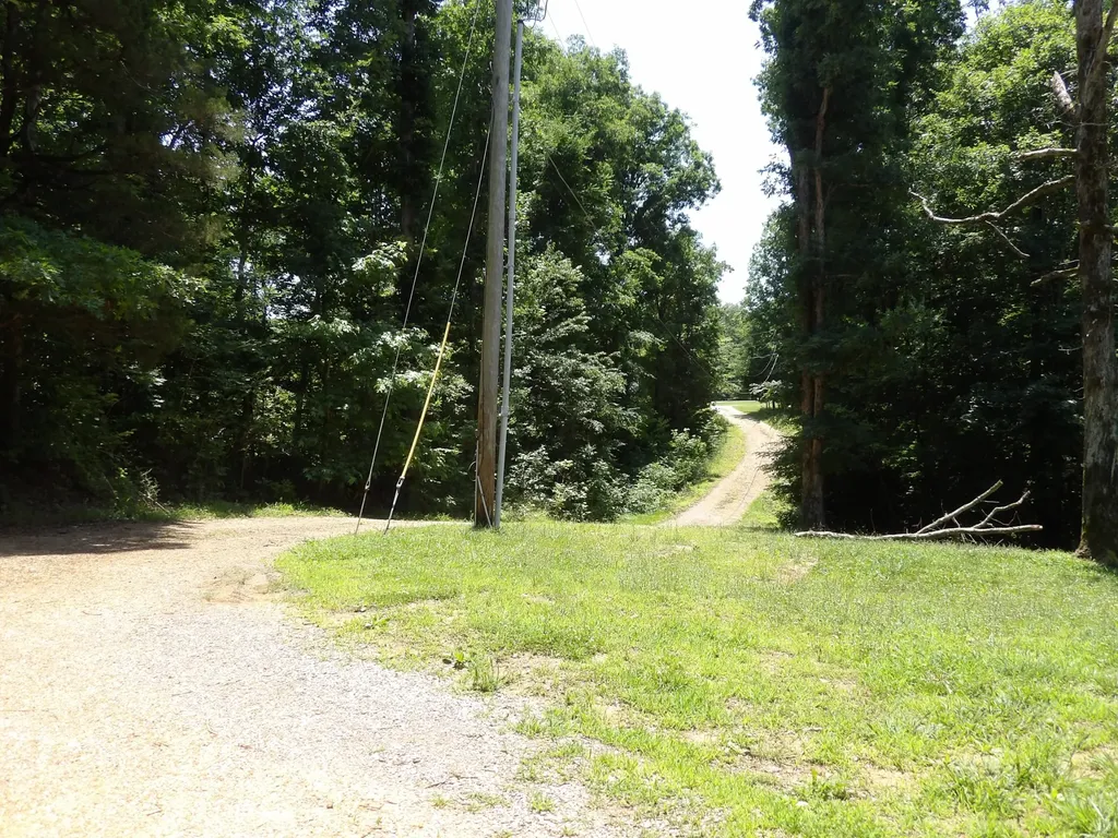 811 Powers Boulevard Waverly TN 37185