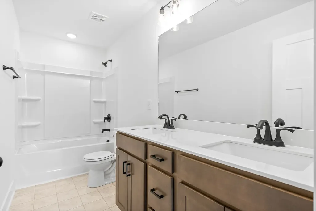 325 Front Ridge Circle Clarksville TN 37040