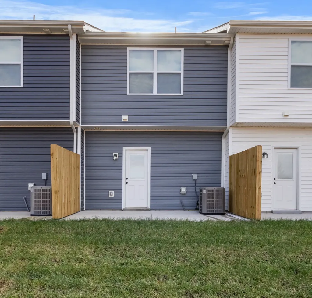 325 Front Ridge Circle Clarksville TN 37040