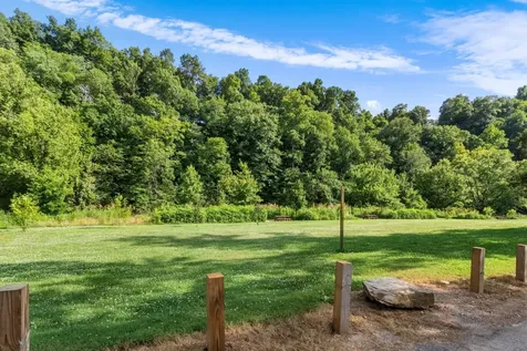 325 Front Ridge Circle Clarksville TN 37040