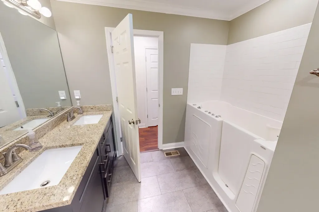 131 Dorset Lane, SE Cleveland TN 37323