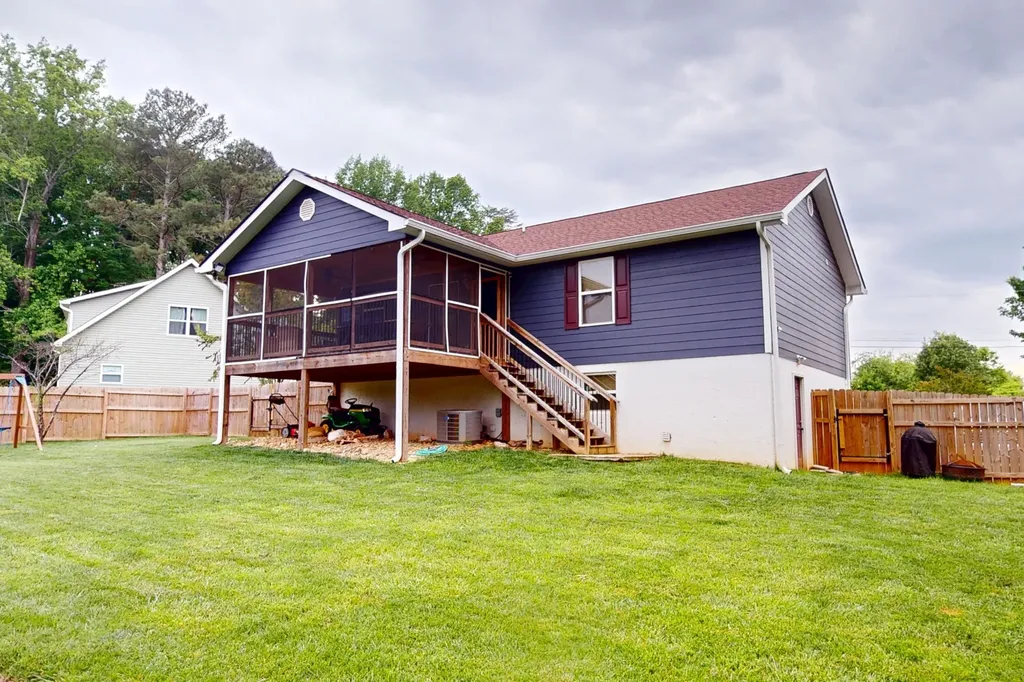 131 Dorset Lane, SE Cleveland TN 37323