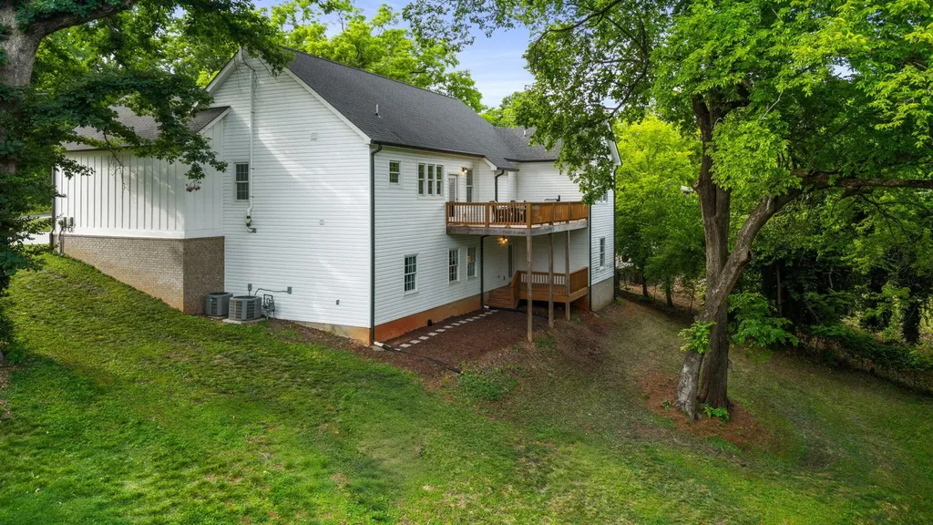 6296 Fairview Road Hixson TN 37343