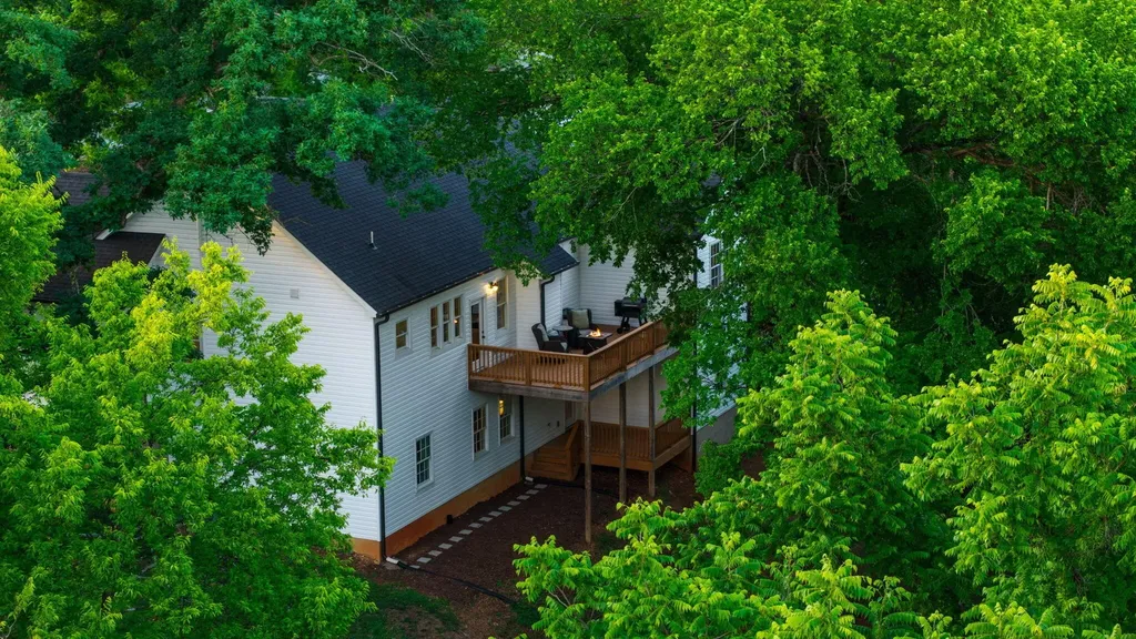 6296 Fairview Road Hixson TN 37343