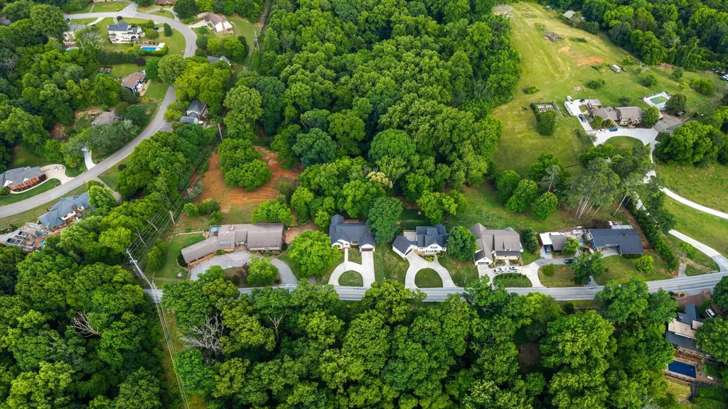 6296 Fairview Road Hixson TN 37343