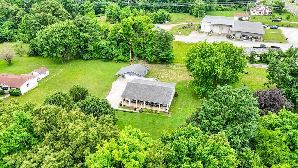 102 Printwood Drive Dickson TN 37055