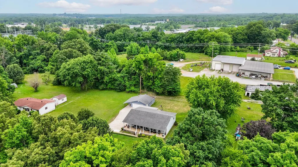 102 Printwood Drive Dickson TN 37055
