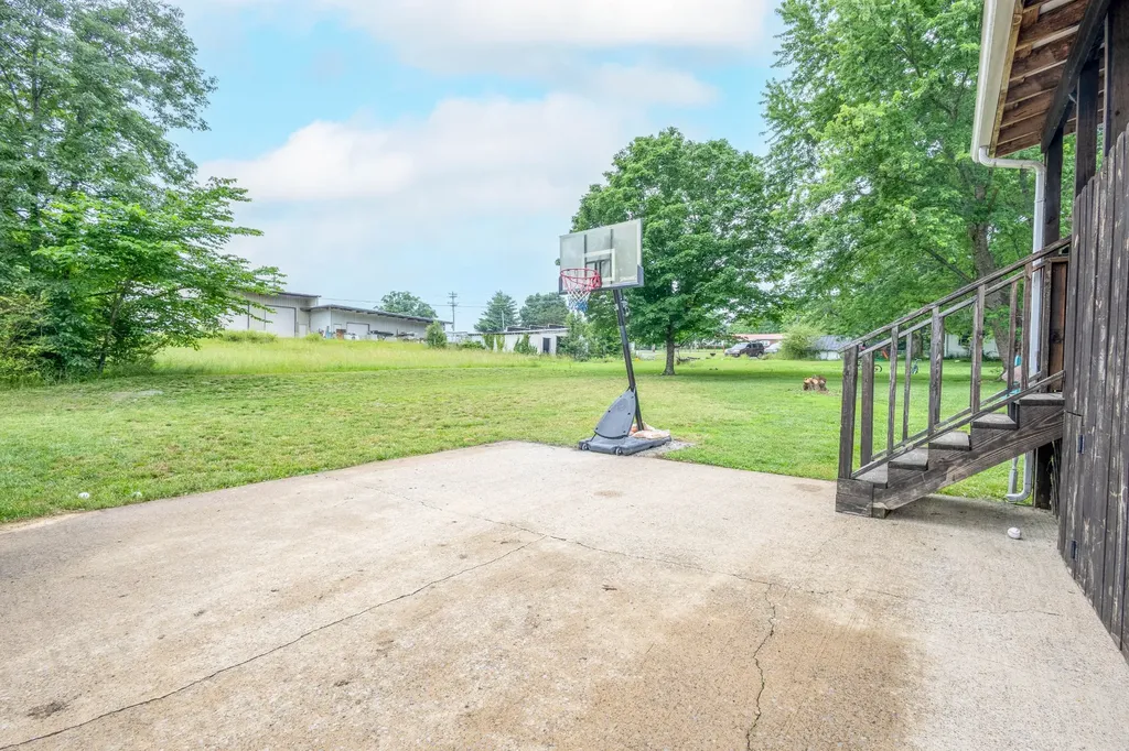 102 Printwood Drive Dickson TN 37055