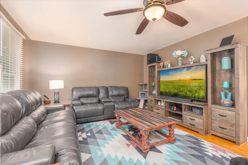 102 Printwood Drive Dickson TN 37055