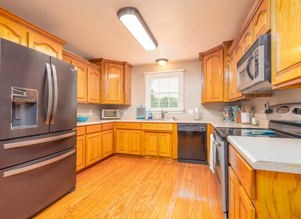 102 Printwood Drive Dickson TN 37055