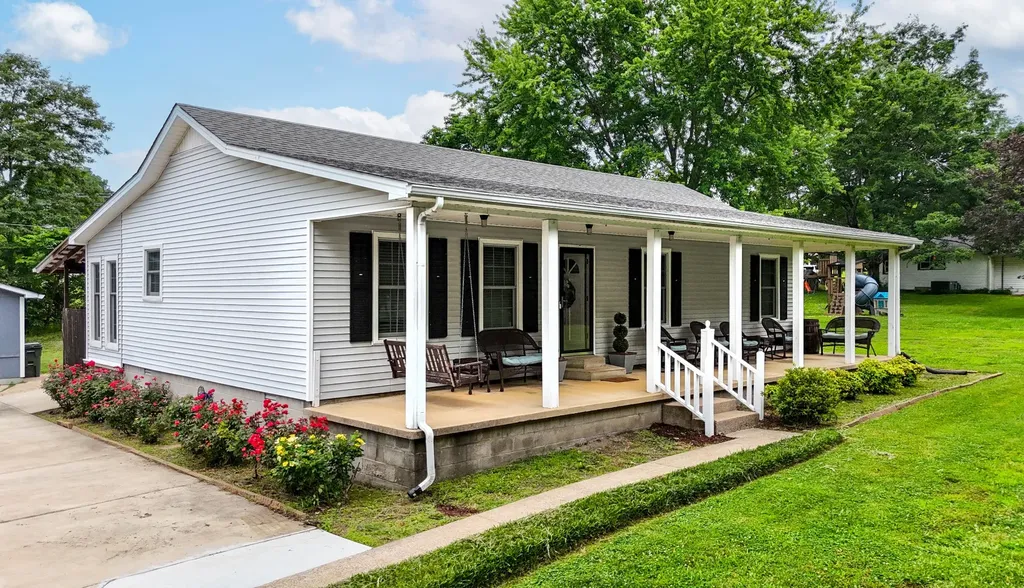 102 Printwood Drive Dickson TN 37055