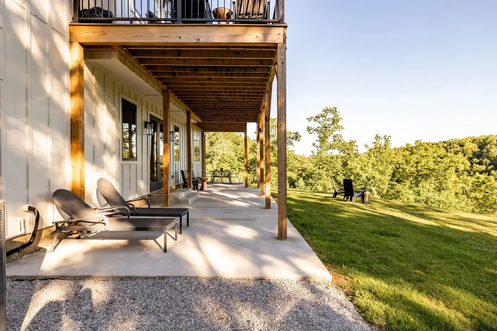 1058 Paiute Trail Pegram TN 37143