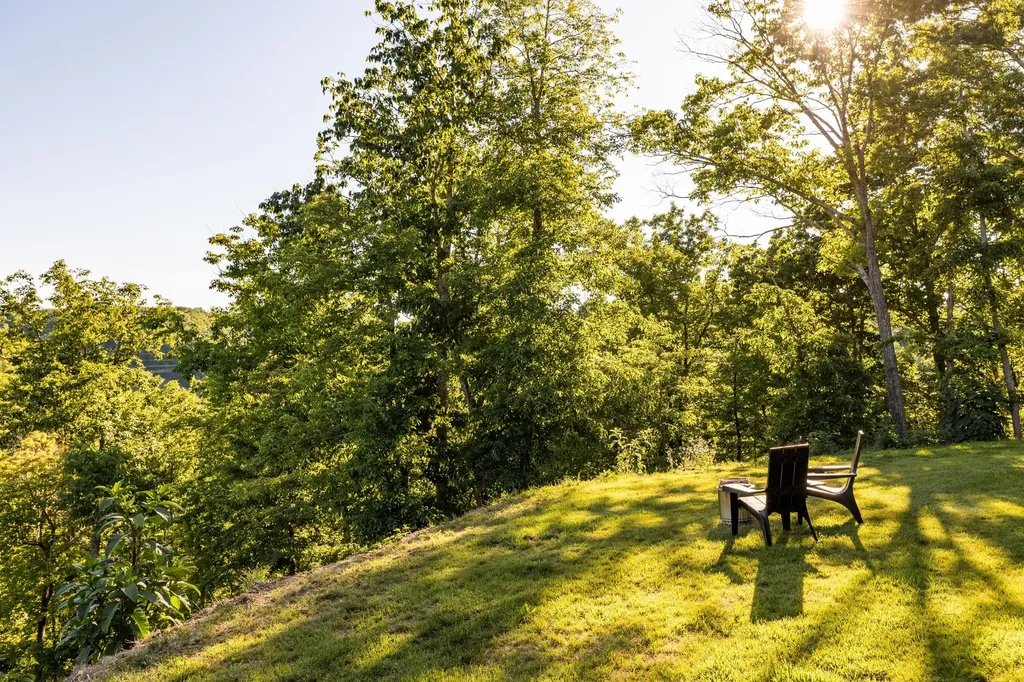 1058 Paiute Trail Pegram TN 37143