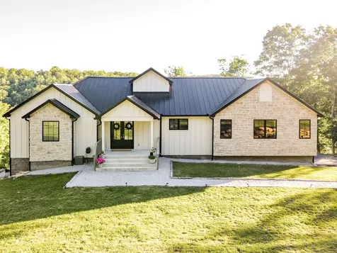 1058 Paiute Trail Pegram TN 37143