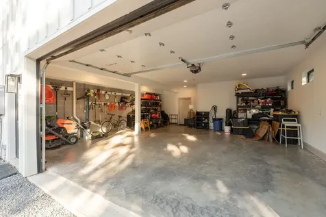 1058 Paiute Trail Pegram TN 37143