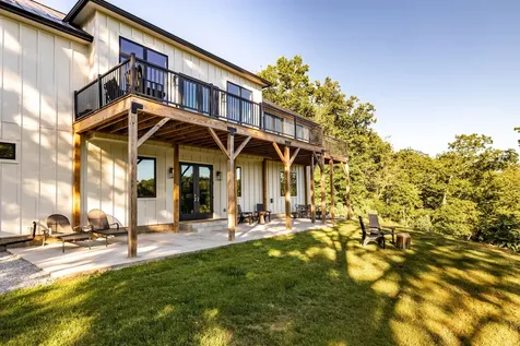1058 Paiute Trail Pegram TN 37143