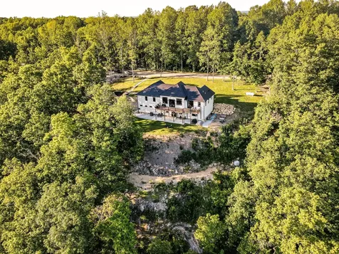 1058 Paiute Trail Pegram TN 37143