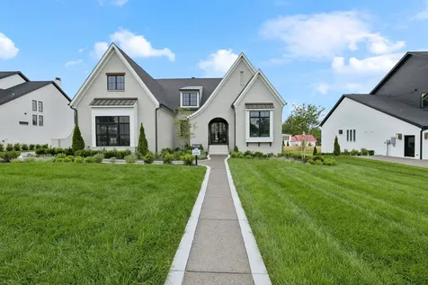 7284 Ruzek Court Fairview TN 37062