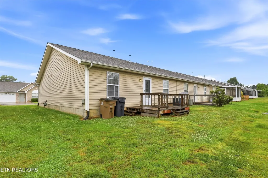 731 High Point Way Knoxville TN 37912