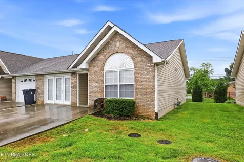 731 High Point Way Knoxville TN 37912