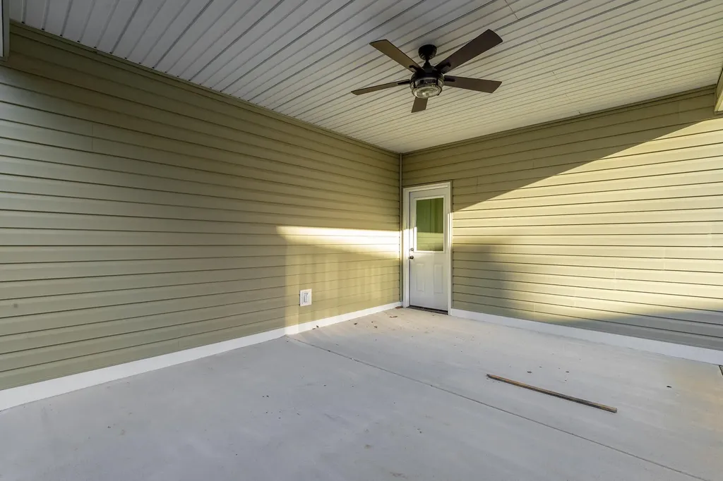 859 Live Oak Road Ringgold GA 30736