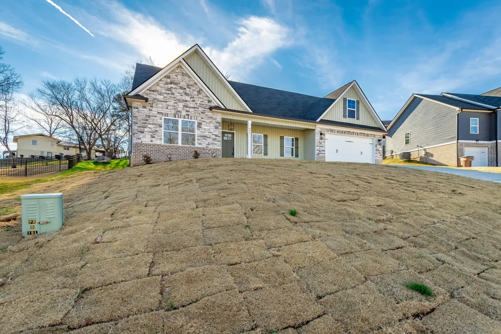 859 Live Oak Road Ringgold GA 30736