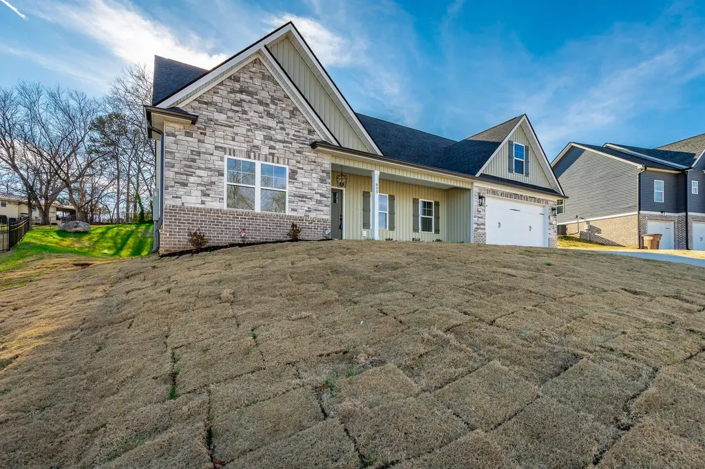 859 Live Oak Road Ringgold GA 30736