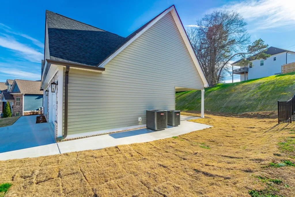 859 Live Oak Road Ringgold GA 30736