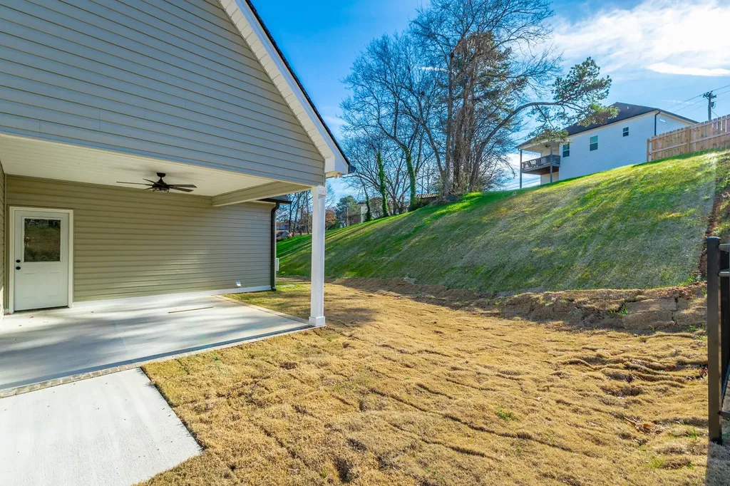 859 Live Oak Road Ringgold GA 30736
