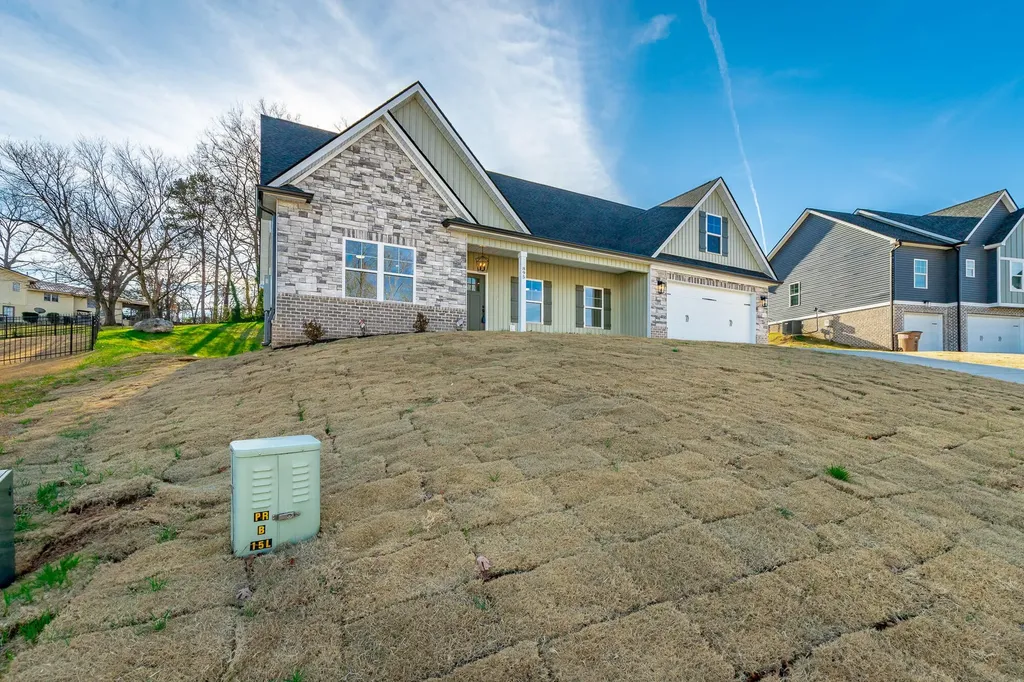 859 Live Oak Road Ringgold GA 30736