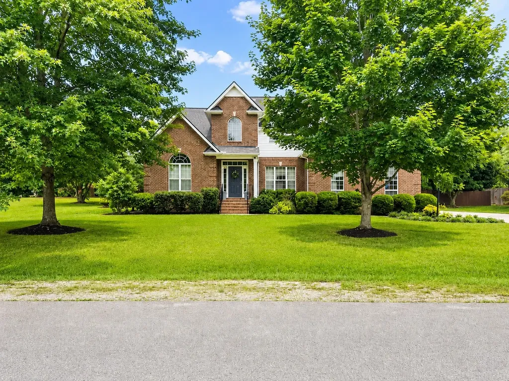 1205 Paramount Drive Rockvale TN 37153