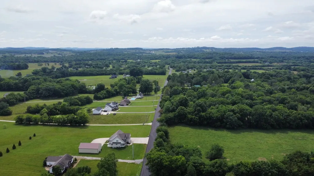 2418 Ben Green Road Lebanon TN 37090