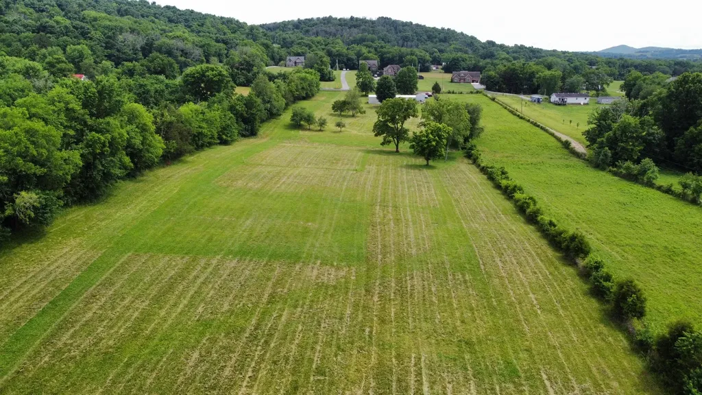 2418 Ben Green Road Lebanon TN 37090