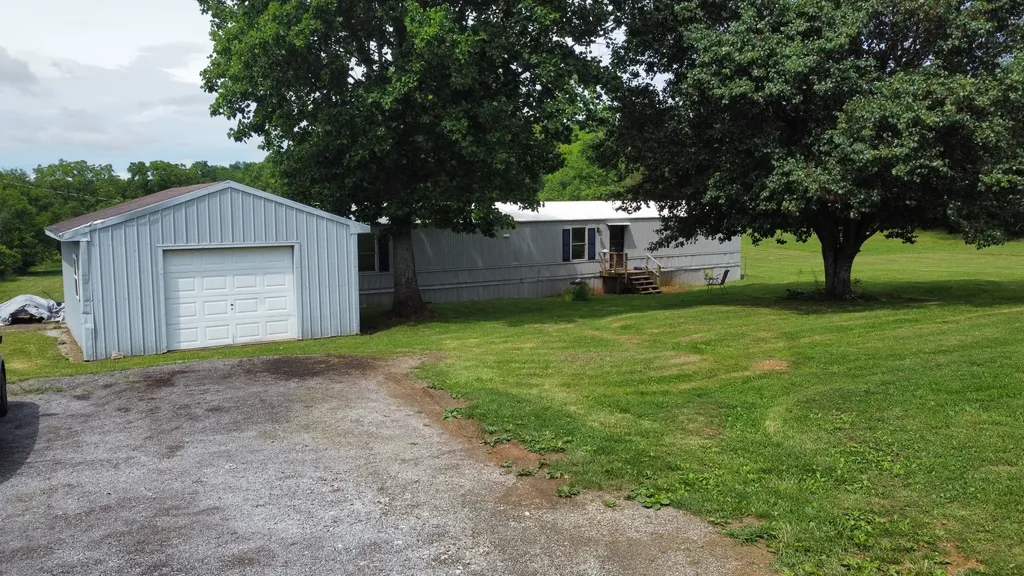 2418 Ben Green Road Lebanon TN 37090