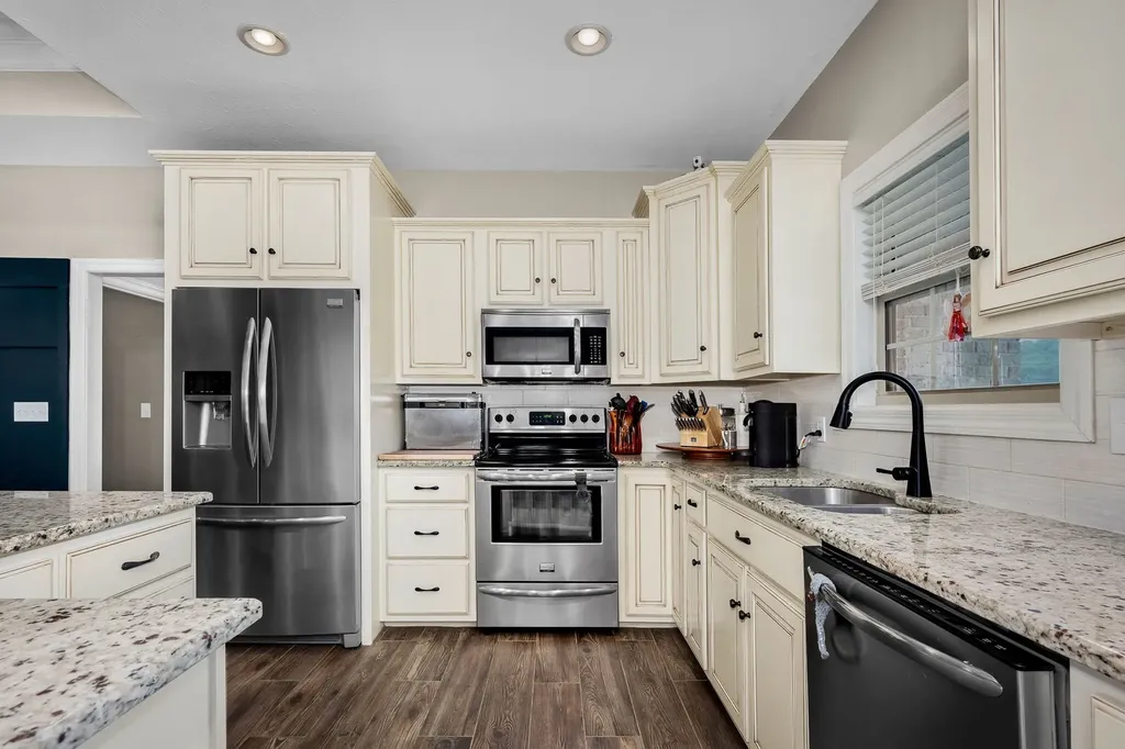 25 Bridle Path Lane Hartsville TN 37074