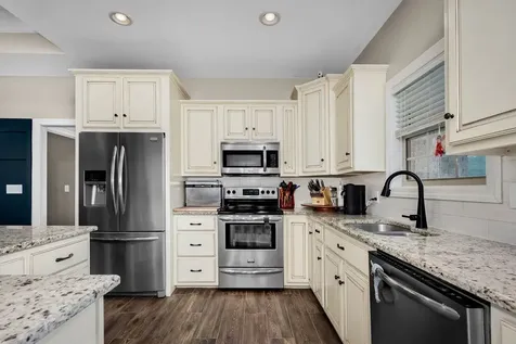 25 Bridle Path Lane Hartsville TN 37074