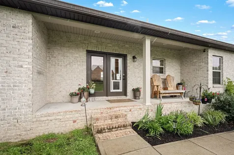 25 Bridle Path Lane Hartsville TN 37074