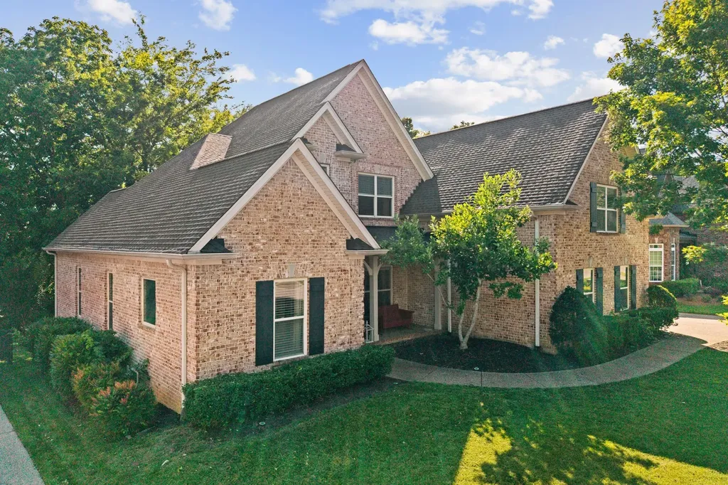 1050 Alice Springs Circle Spring Hill TN 37174